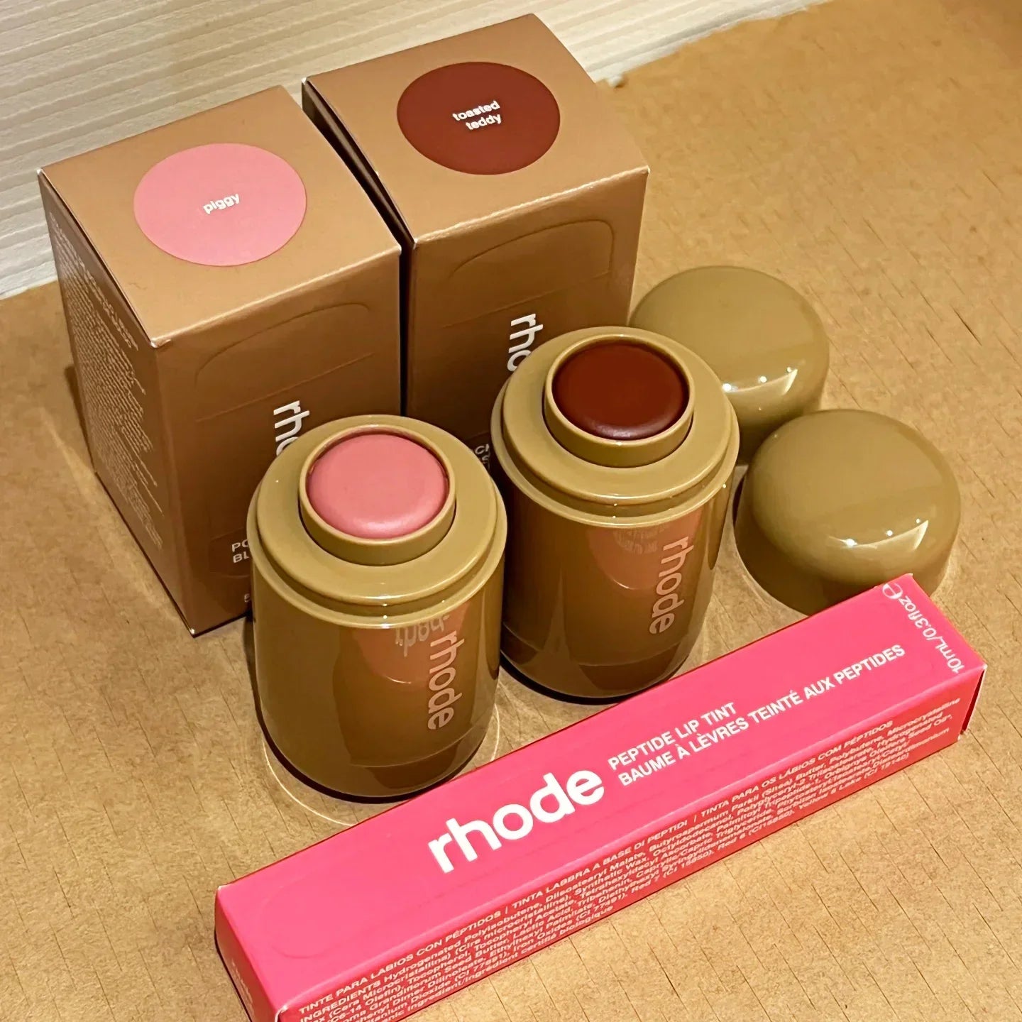 Brand Makeup Lip Glosses Plump Moisturizing Lip Glaze Oil Long Lasting Nourishing Lipstick Care Ins PBJ Sugar Cookle with Box